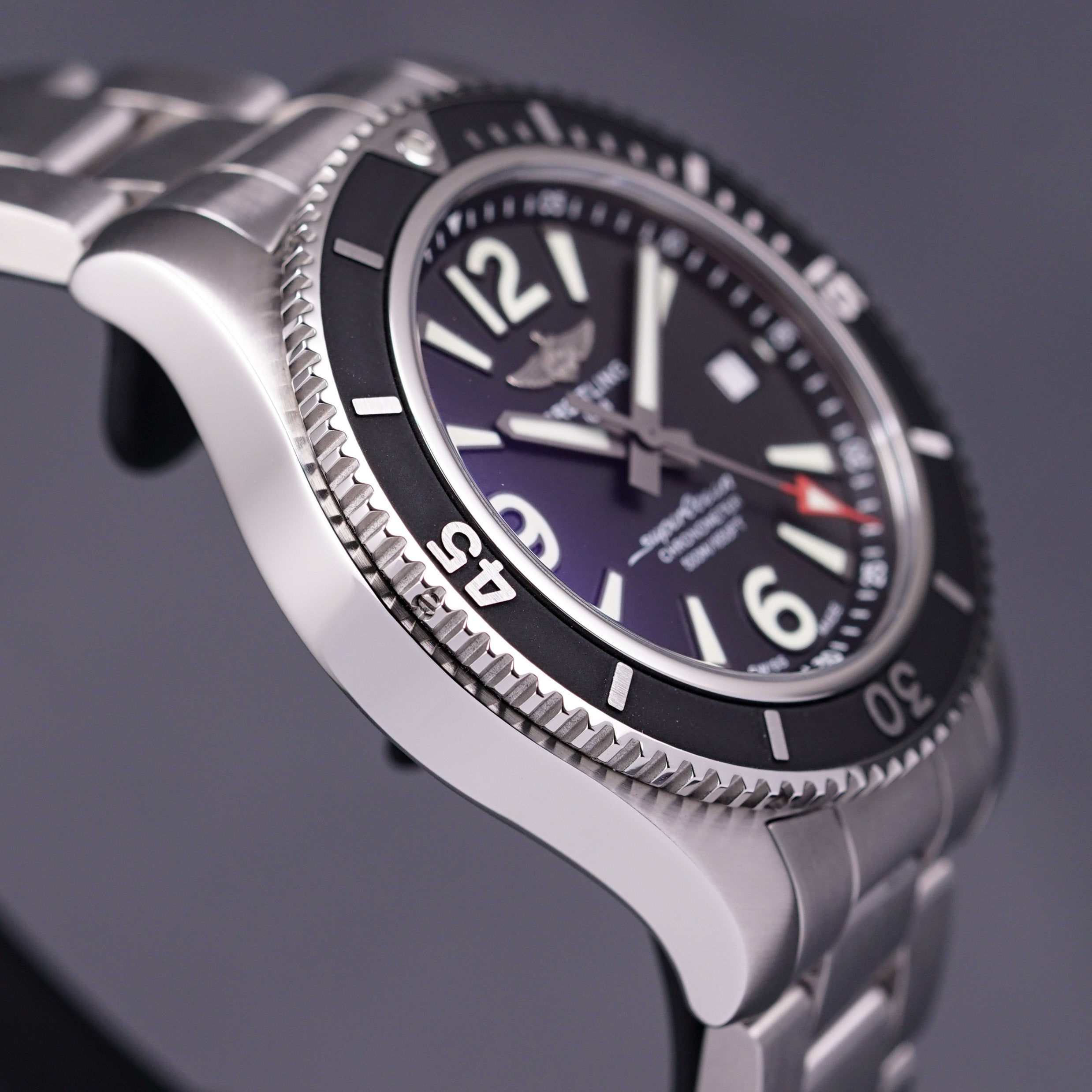 SUPEROCEAN 42MM BLACK DIAL