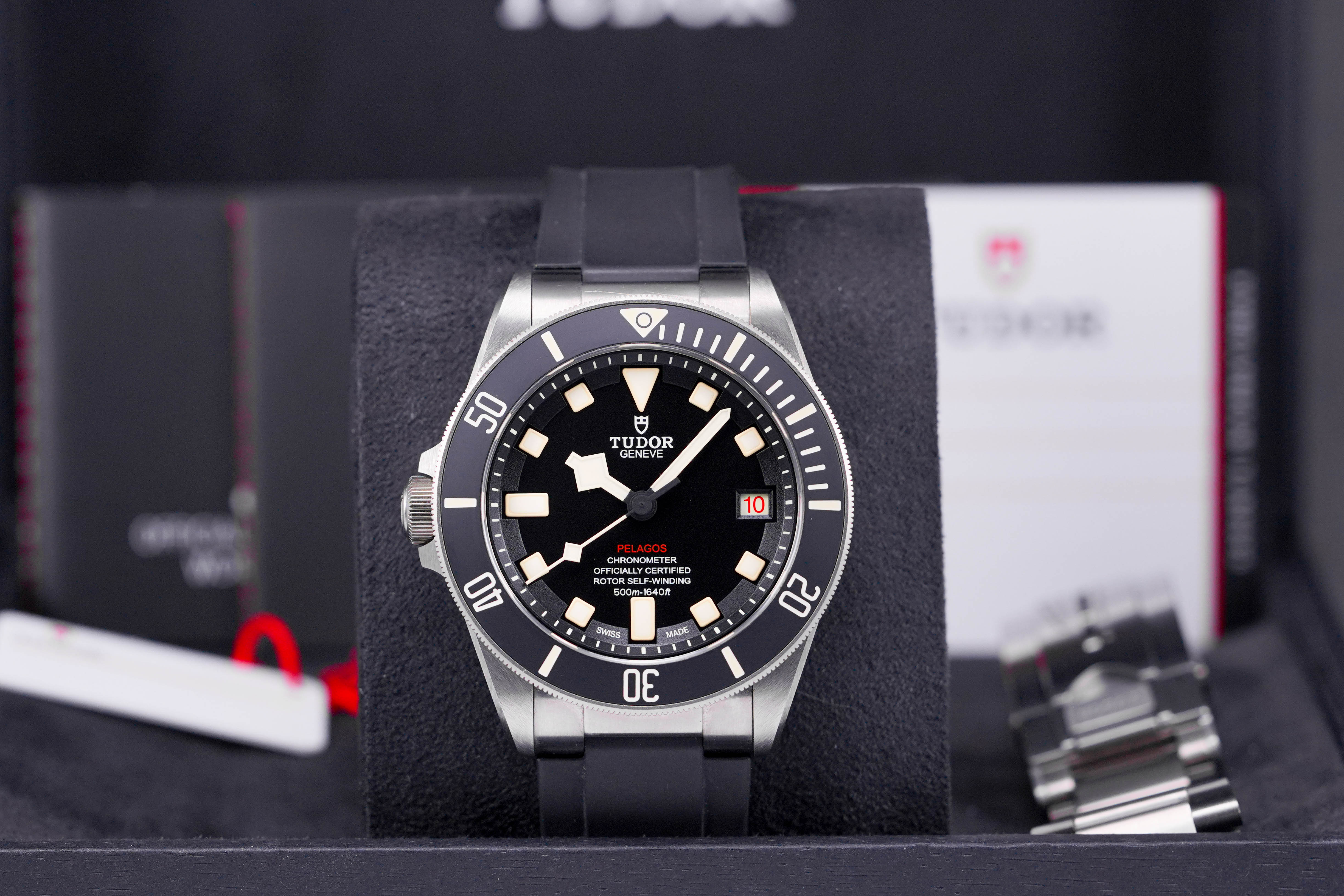 PELAGOS TITANIUM BLACK (2019)