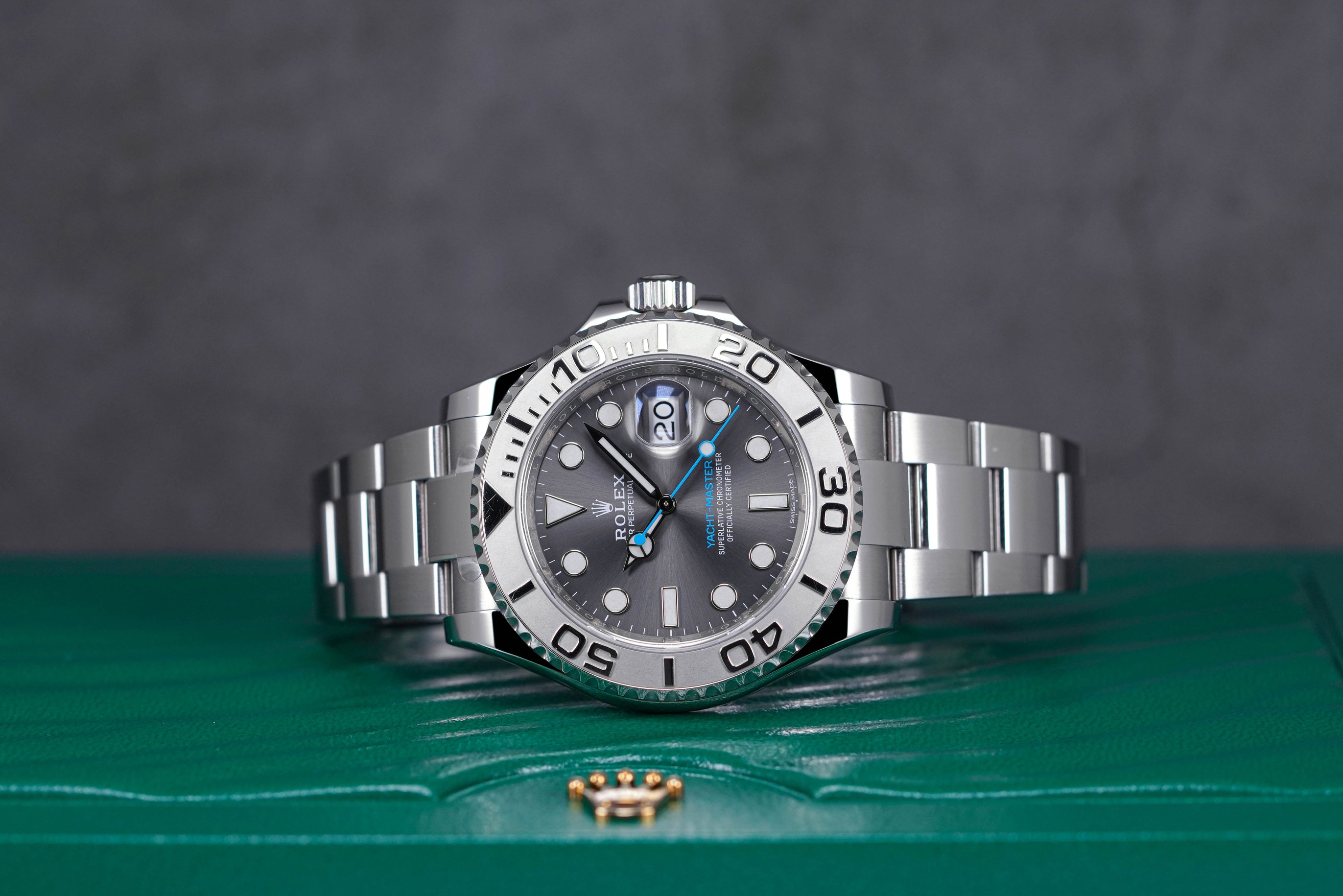 YACHTMASTER 40MM PLATINUM RHODIUM DIAL (2018)