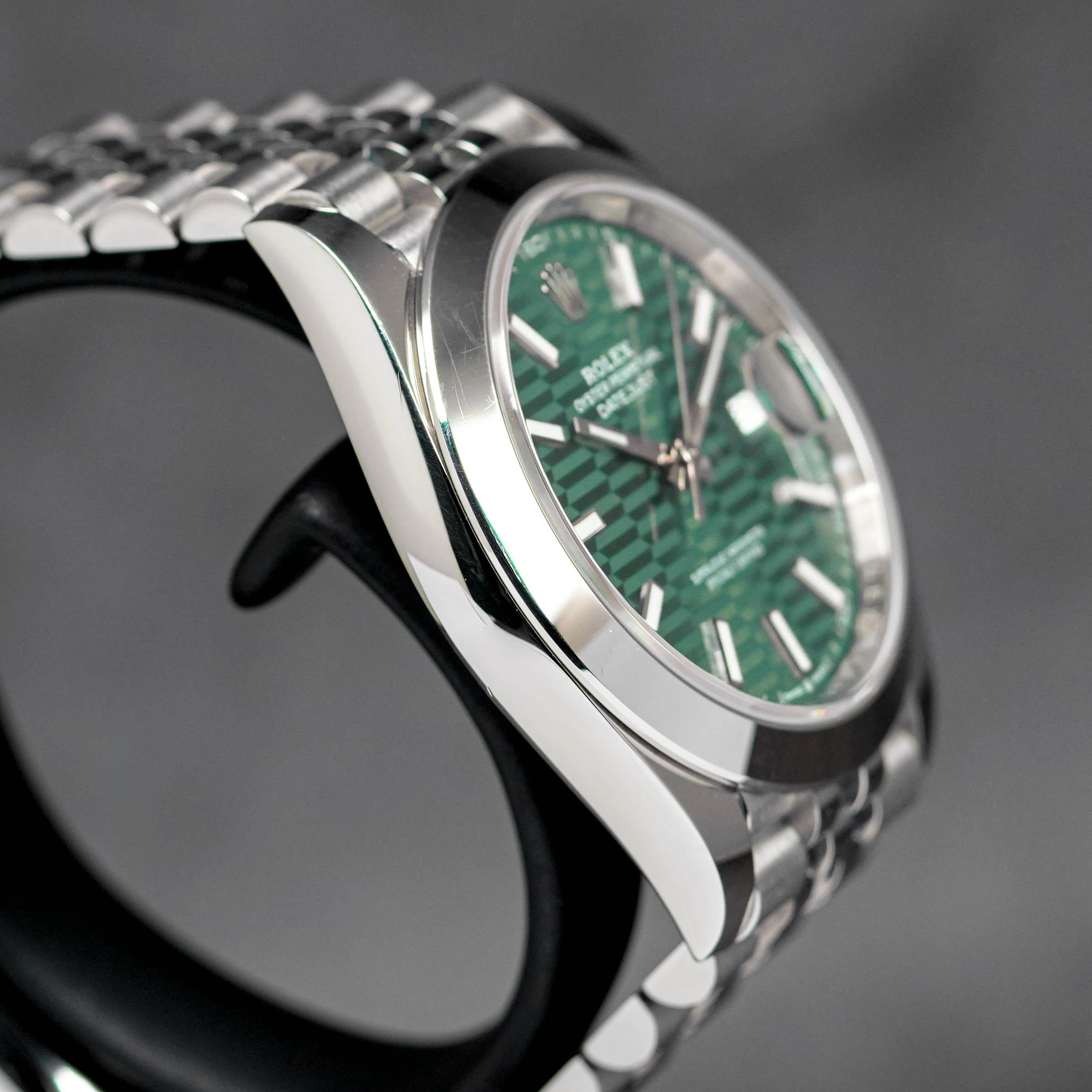 DATEJUST 41MM GREEN FLUTED DIAL (2022)