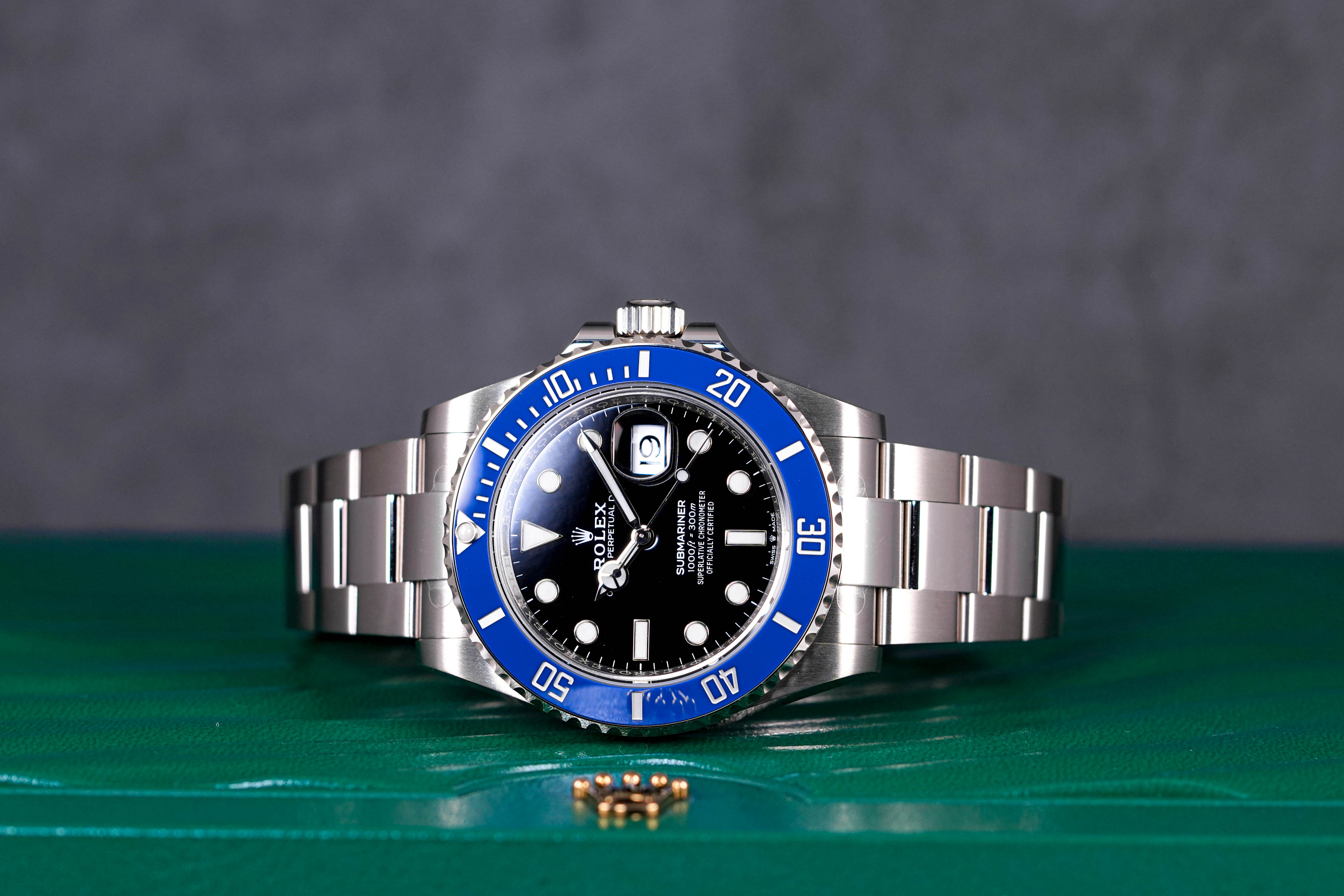 SUBMARINER DATE 41MM WHITEGOLD 'SMURF' (2021)